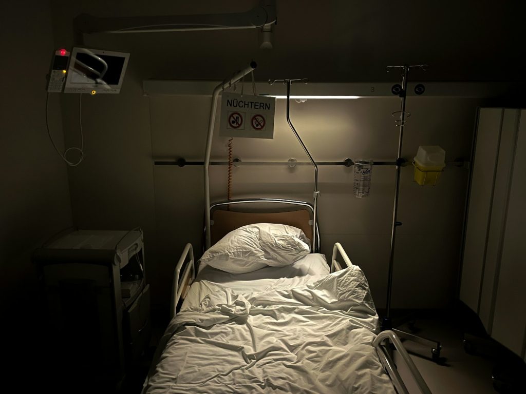 Lyft Passenger Accident Lawyer in Bellerose – hospital room