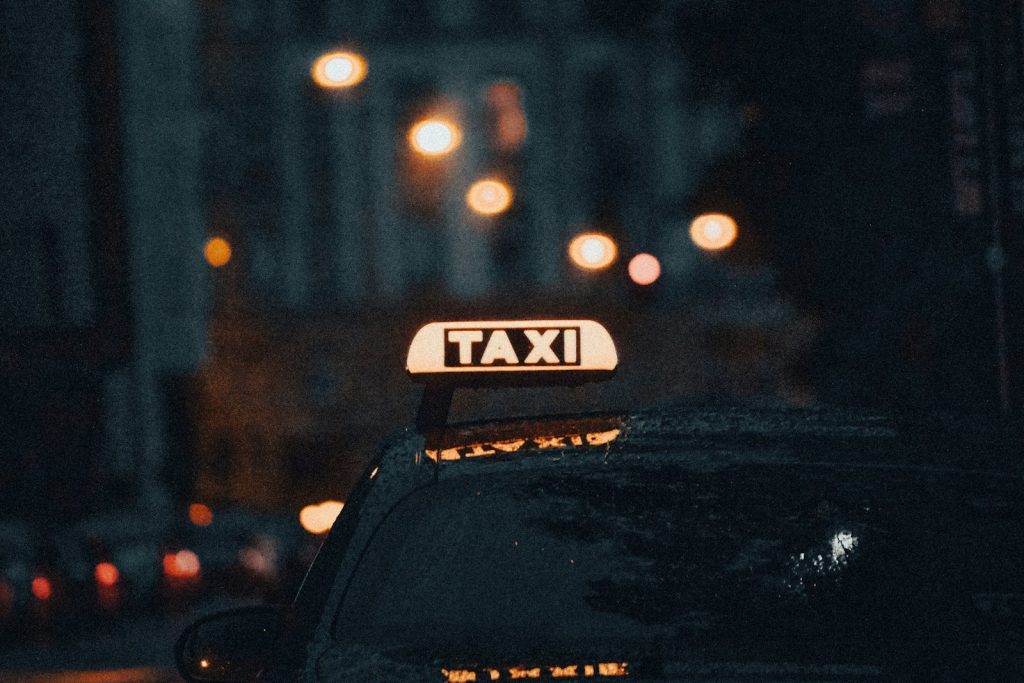 Rideshare Accident Lawyer in Bellerose – car on the road at night